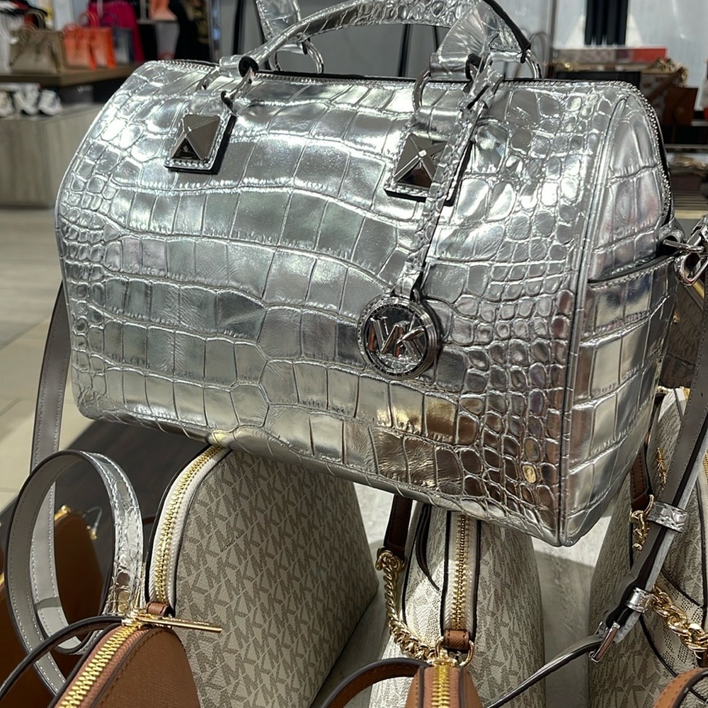 Silver Crocodile Embossed Women's Bag - Picture 2 of 16